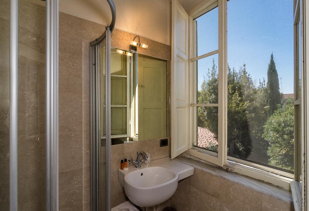 فندق هوتل نوفيسينتو بيزا المظهر الخارجي الصورة